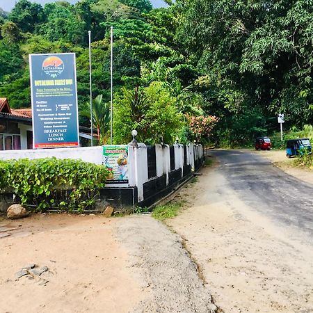 Diyaluma Falls Inn Koslanda Buitenkant foto
