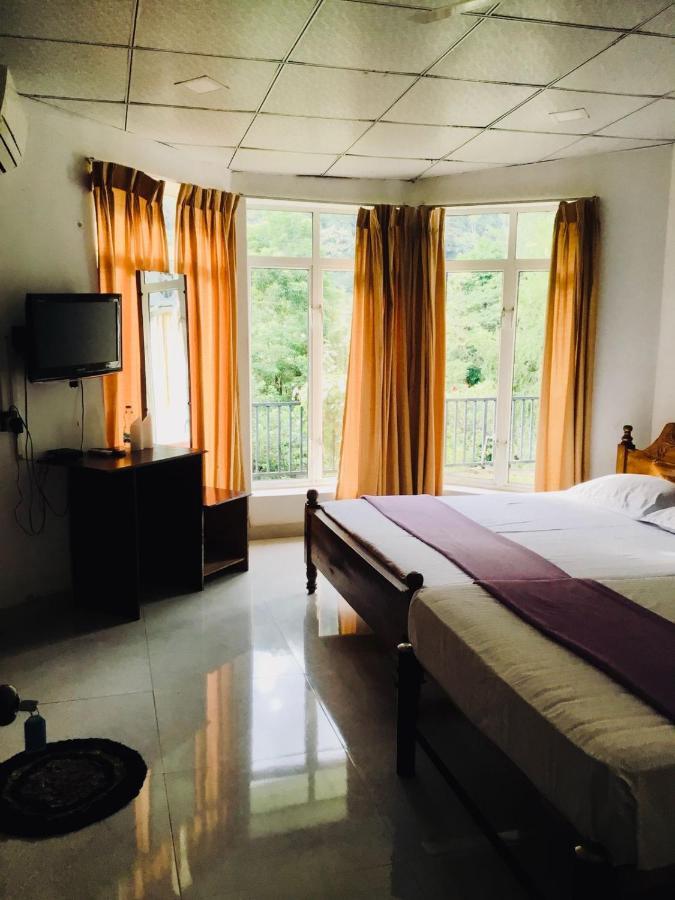 Diyaluma Falls Inn Koslanda Buitenkant foto