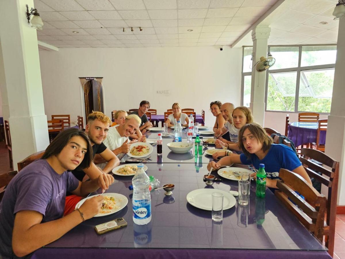 Diyaluma Falls Inn Koslanda Buitenkant foto