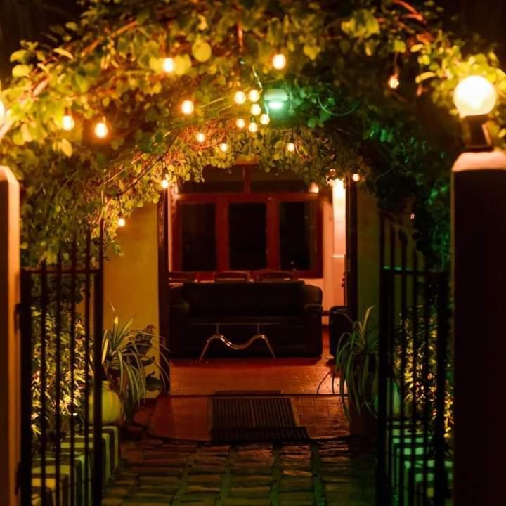 Diyaluma Falls Inn Koslanda Buitenkant foto