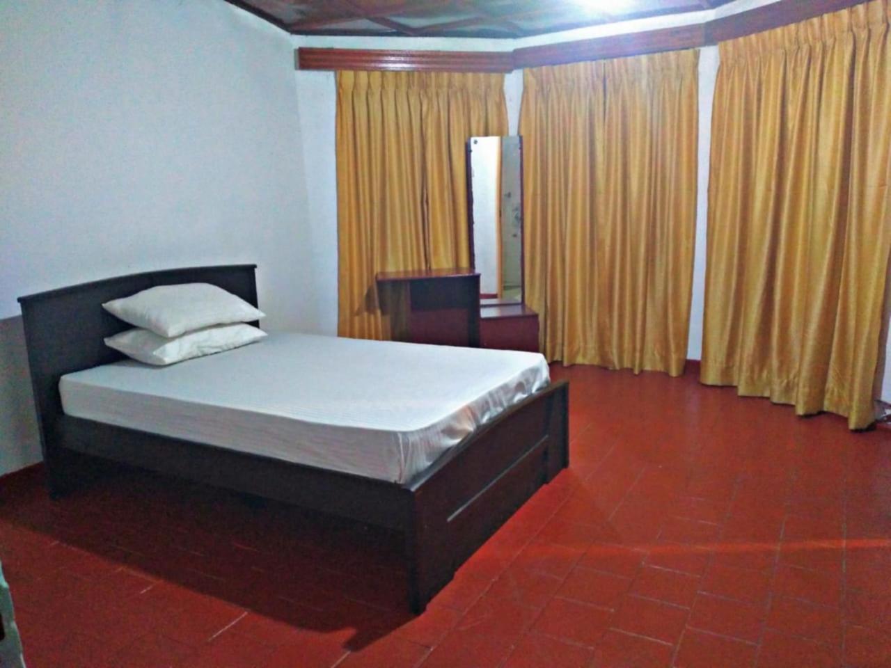 Diyaluma Falls Inn Koslanda Buitenkant foto
